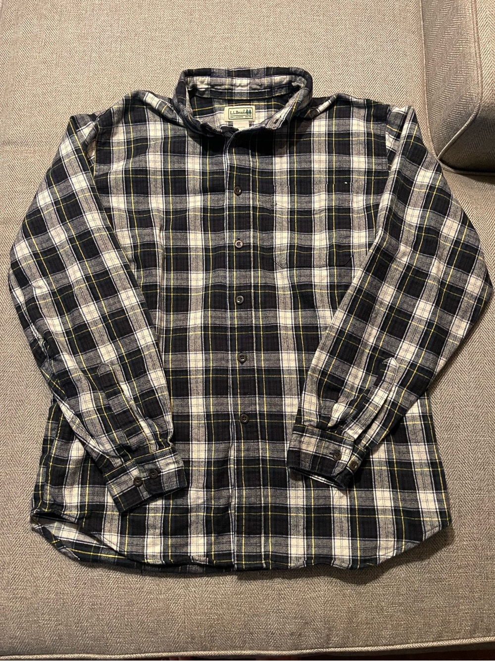 L.L.Bean Scotch Plaid Flannel Shirt Men’s M Navy Tartan 100% Cotton